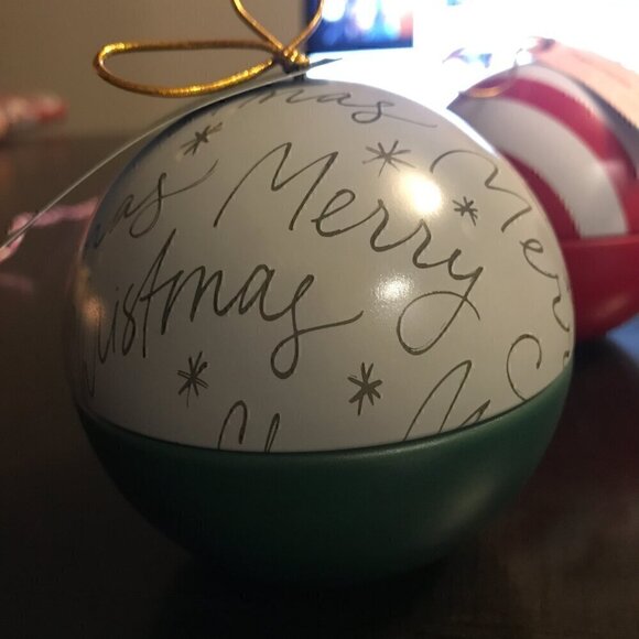 NEW Target Bullseye Playground Cypress & Cedar Ornament Candles - Picture 1 of 5